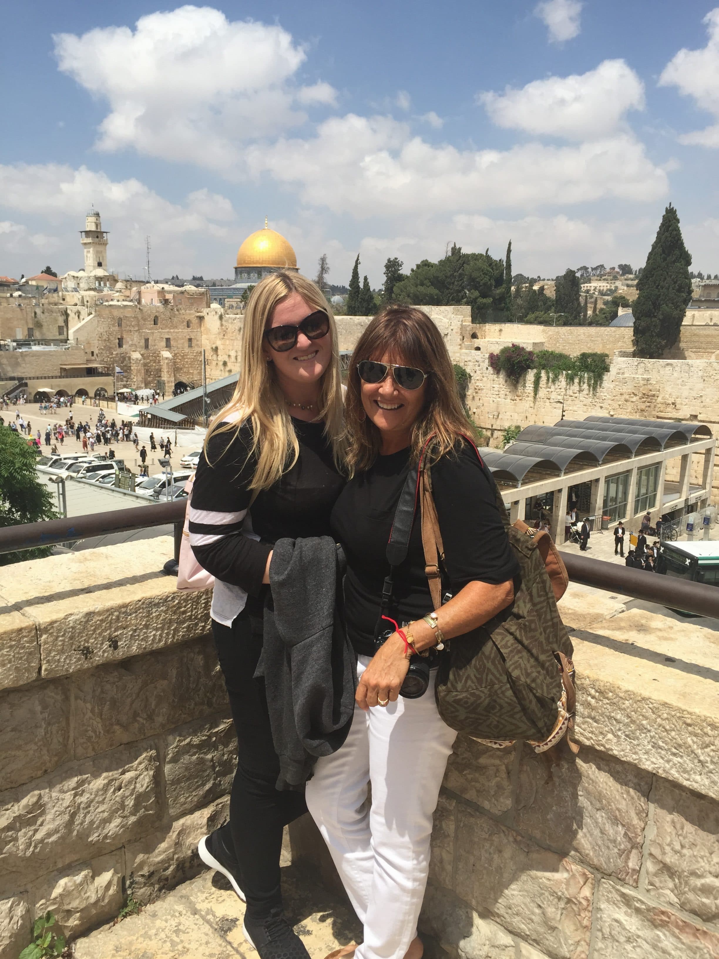 sarah in israel with her mom