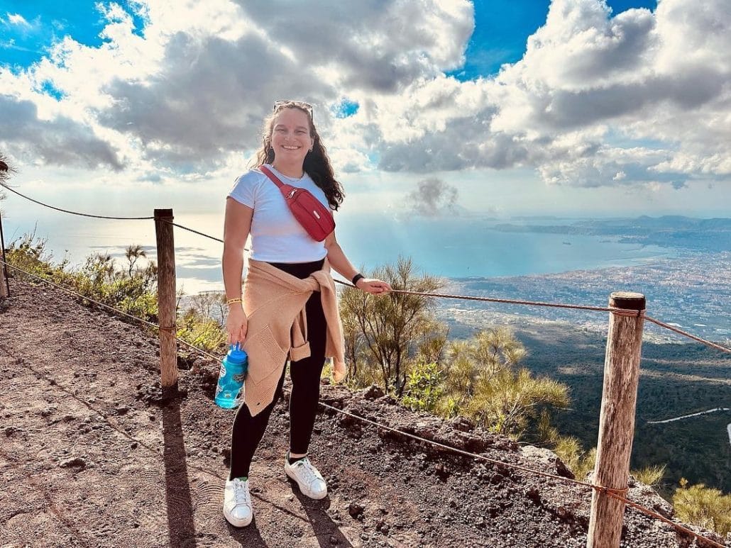Delanie hikes Mt. Vesuvius on a sunny day. 