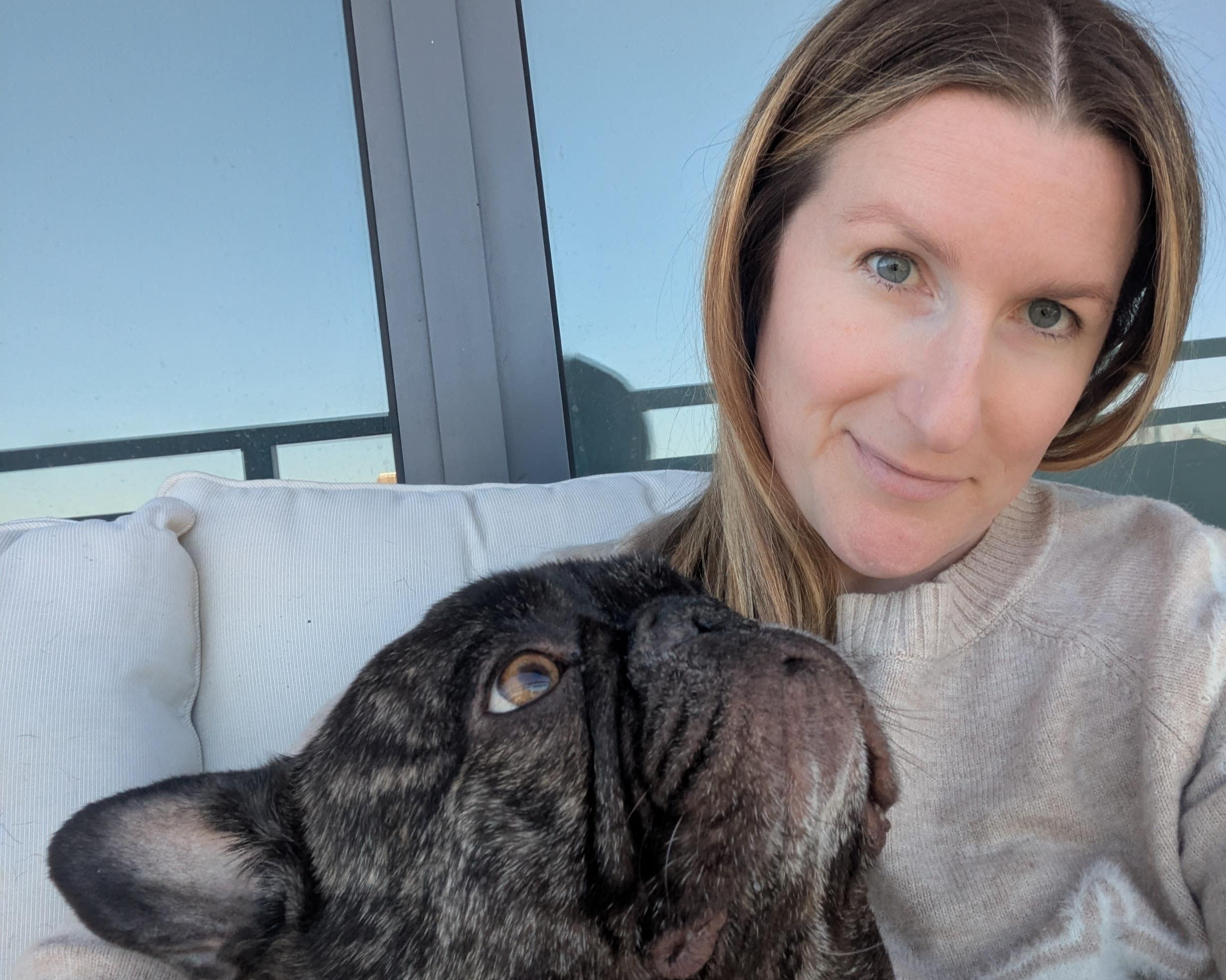 Lauren and a Frenchie. 